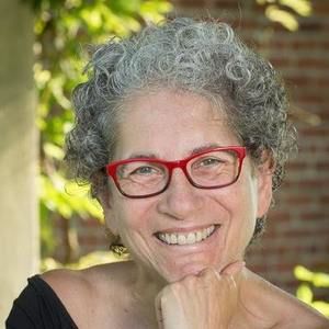 Meet your Posher, Deborah